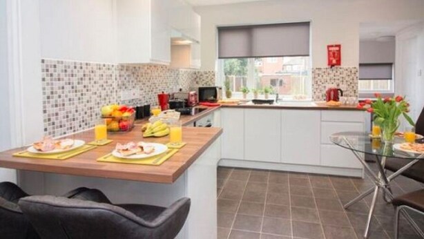Unclassified image, 1 of 10, button - Tranquil Apartment in Doncaster near Sandall Park (Doncaster)