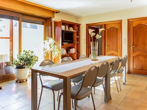 Dining - Countryside Holiday Home in Geluveld near Bellewaerde Park (Zonnebeke)