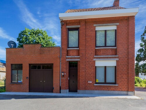 Countryside Holiday Home in Geluveld near Bellewaerde Park