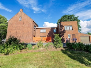 Exterior - Countryside Holiday Home in Geluveld near Bellewaerde Park (Zonnebeke)