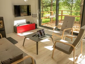 Cottage | Living area