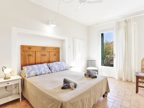 Room amenity - Spacious Cottage in Palaia With Private Pool (Palaia)