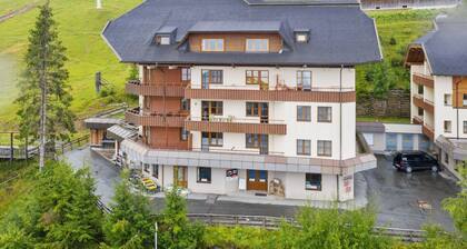 Cosy Apartment in Sonnenalpe Nassfeld in Skiing Region