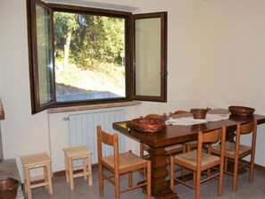 Dining - Relaxing Villa in Rofrano near Tennis Court & Town Center (Rofrano)