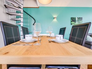 Dining - Simplistic Holiday Home in Klijndijk near Center (Klijndijk)