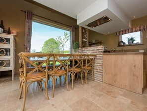 House | Dining