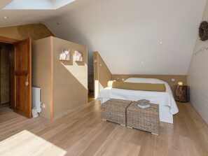Ferienhaus | 2 Schlafzimmer, individuell eingerichtet, Bettwäsche