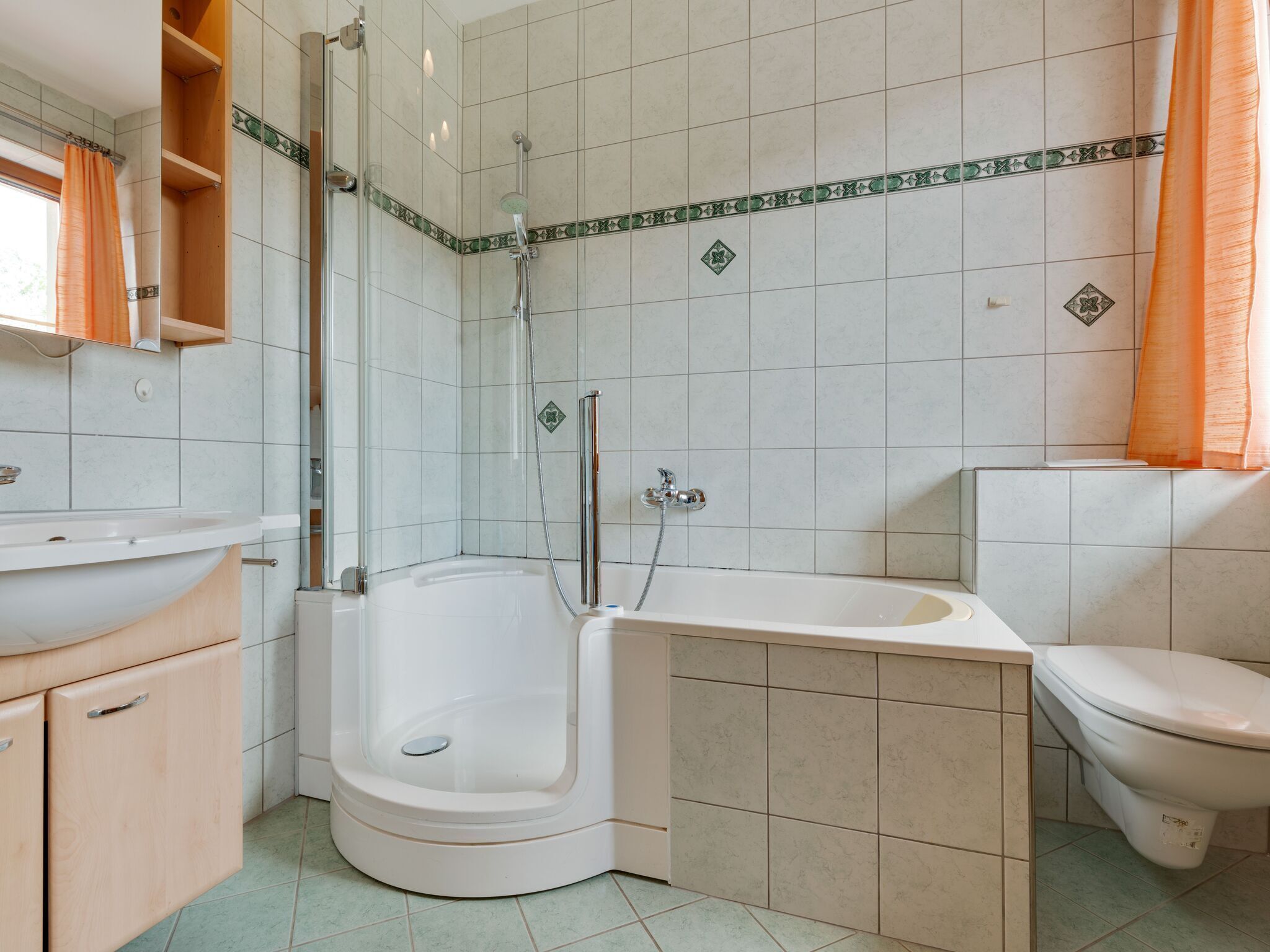 Shower, towels