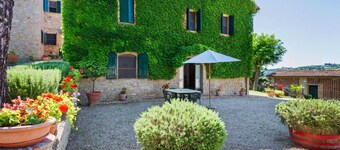 Escape Near San Gimignano