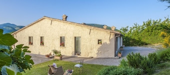 Luxurious Villa in Cagli With Indoor Swimming Pool