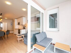 Apartment | Balcony - Holiday Apartment in Zwieselstein Near Solden (Soelden)