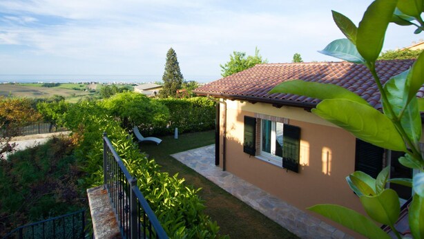 Exterior - Posh Holiday Home in San Costanzo with Garden near Sea (San Costanzo)