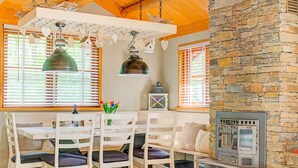 Dining - Secluded Holiday Home in De Lutte near Forest (De Lutte)