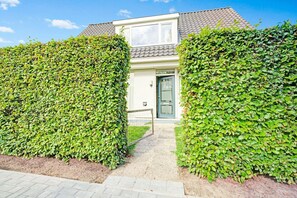 ハウス | フロント