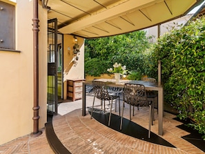 Balcony - Stylish Apartment in Cervo With Garden (Cervo)