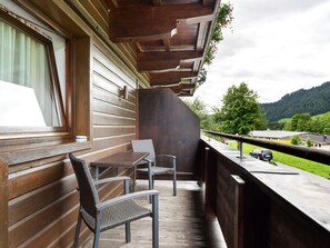 Balcony - Serene B&B in Söll (Soell)