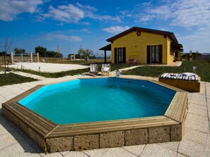 Exterior - Alluring Holiday Home in Macerata With Swimming Pool (Macerata)