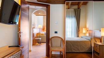 2 bedrooms