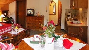 Unclassified image, 5 of 20, button - Lovely Apartment in Altenmarkt im Pongau With Pool (Altenmarkt im Pongau)