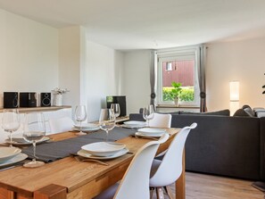 Dining - Charming Apartment Near the Forest and River (Braunlage)