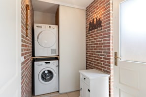 House | Interior - Holiday Home in Putten Near Veluwe Park (Putten)