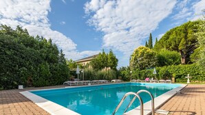 Outdoor pool - Gorgeous Apartment in Loano With Swimming Pool (Loano)