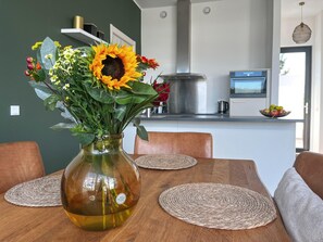 House | Interior detail - Villa in Zeewolde With Private Jetty (Zeewolde)