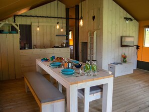 Dining - Alluring Tent Lodge in Alphen With Hot Tub and Garden (Alphen)