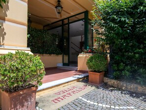 Reception - Beautiful Apartment in Sanremo With Balcony (Sanremo)