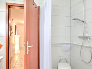 Apartment | Bilik Mandi | Pengering rambut, tuala disediakan 