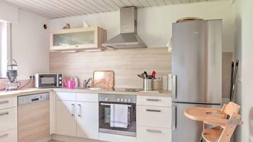Apartment | Private kitchen | High chair