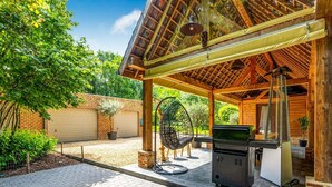 Balcony - Beautiful Holiday Home in Hoeselt with Enclosed Garden & Hot Tub (Hoeselt)