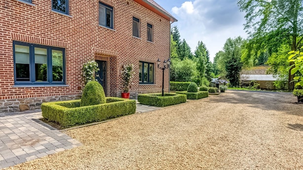 Exterior - Beautiful Holiday Home in Hoeselt with Enclosed Garden & Hot Tub (Hoeselt)