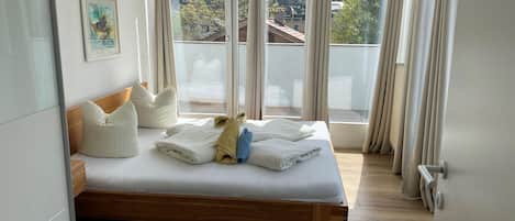 2 habitaciones y ropa de cama