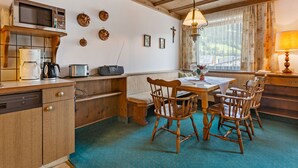 Unclassified image, 5 of 32, button - Pleasing Holiday Home in Altenmarkt im Pongau With Garden (Altenmarkt im Pongau)