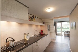Hus | Eget kök | Mikrovågsugn och kaffe- och tebryggare