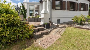Exterior - Classy Holiday Home in Gerolstein With Barbecue (Gerolstein)