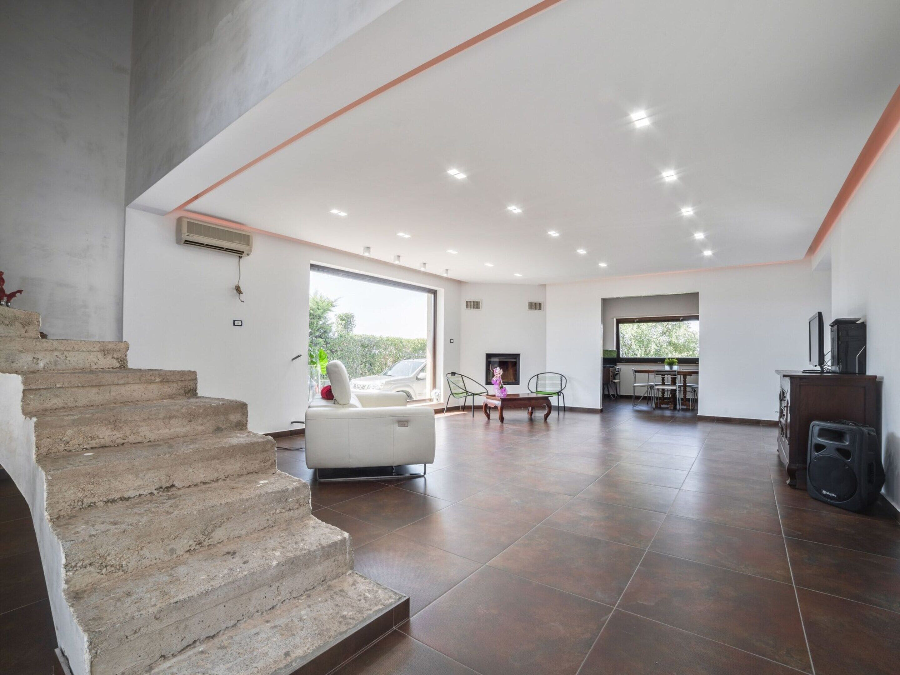 Villa | Wohnbereich | Kamin