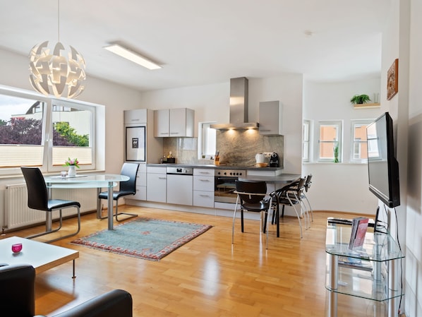 公寓 | 私人廚房 | 微波爐