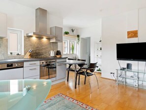 Apartment | Eigene Küche | Mikrowelle