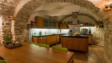 Apartment | Dining