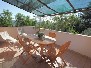 House | Dining