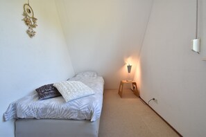Casa | 3 camere, con arredamento individuale, ferro/asse da stiro, lenzuola