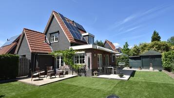 House | Exterior