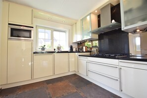 Maison | Cuisine privée | Chaise haute