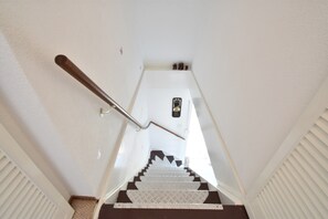 House | Interior - Enticing Holiday Home in Oude With Garden (Oude-Tonge)