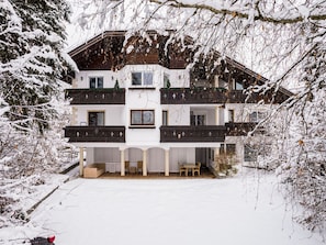 Exterior - Lush Holiday Home in Altenmarkt im Pongau With Indoor Pool (Altenmarkt im Pongau)