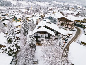 Exterior - Lush Holiday Home in Altenmarkt im Pongau With Indoor Pool (Altenmarkt im Pongau)