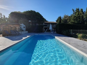 Outdoor pool - Lovely Holiday Home in Ouveillan With Private Garden (Ouveillan)