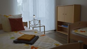 House | 2 bedrooms - Comfortable and Luxurious Apartment in a Wooded Area With Sweeping Views (Kaisersesch)